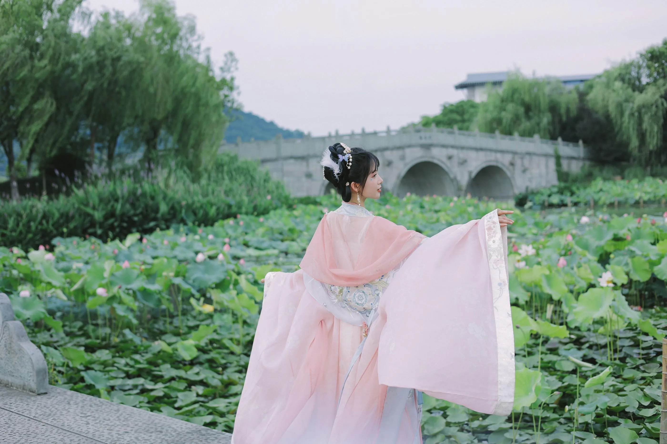 [YITUYU艺图语]2022.07.28 粉色娇嫩 一只阿梦崽 [41P]插图1
